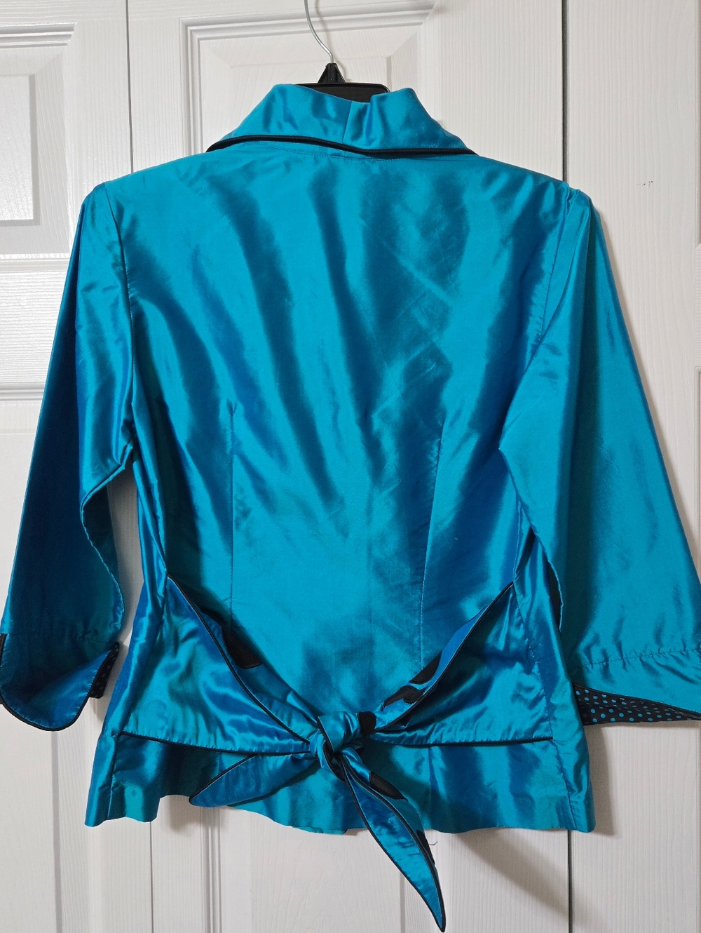 Teal Button Up Top w/Attached Poke a dot Belt, Size 6, Like New - Picture 11 of 14